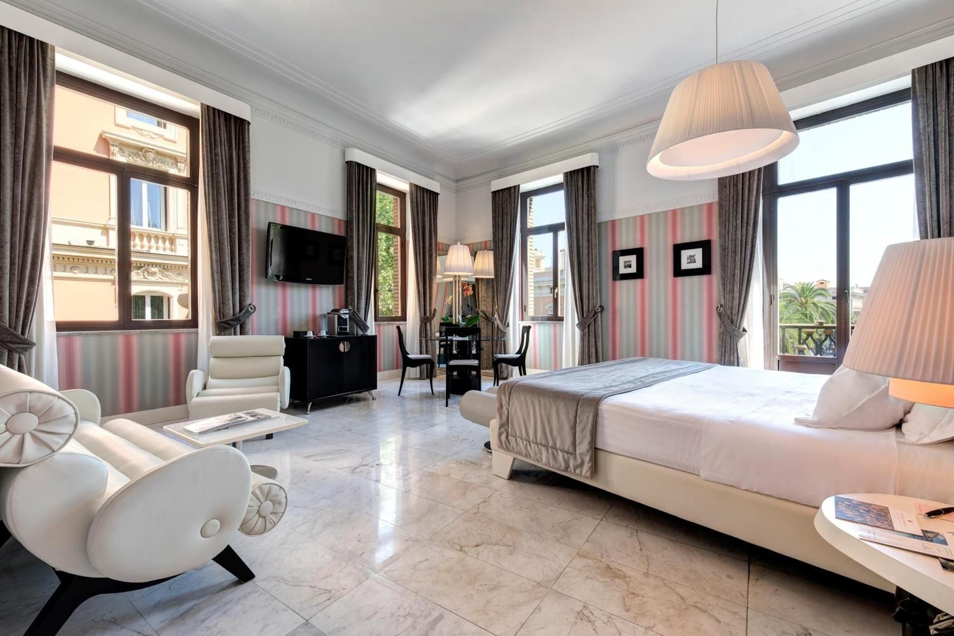 undefined Grand Hotel Palace Rome 6