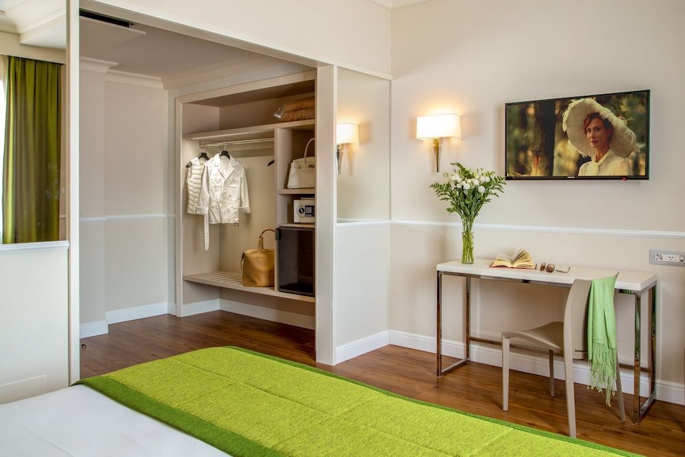 Hotel Cristoforo Colombo Standard Double Room 9