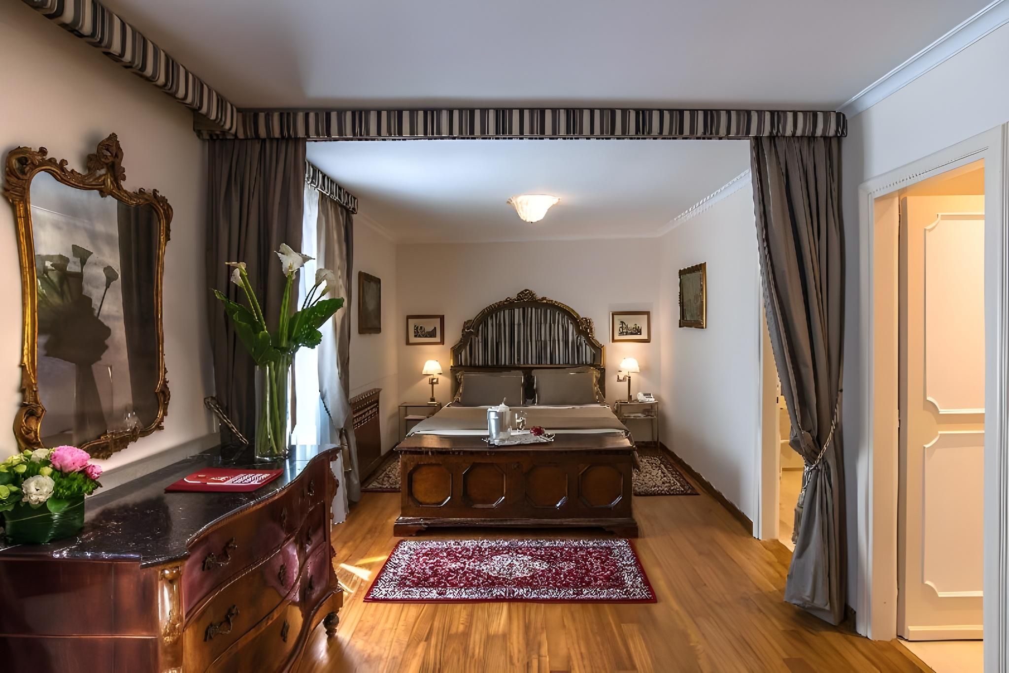 undefined Forum Hotel 4