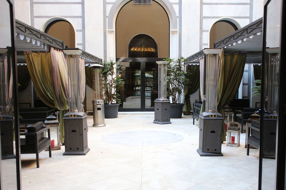 undefined TH Roma - Carpegna Palace 7