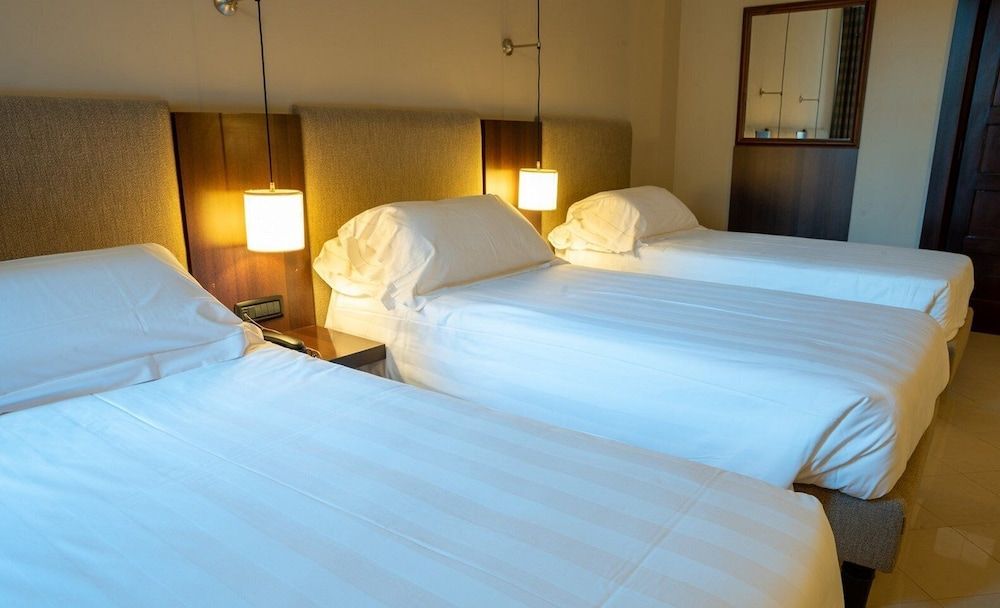 undefined TH Roma - Carpegna Palace 3