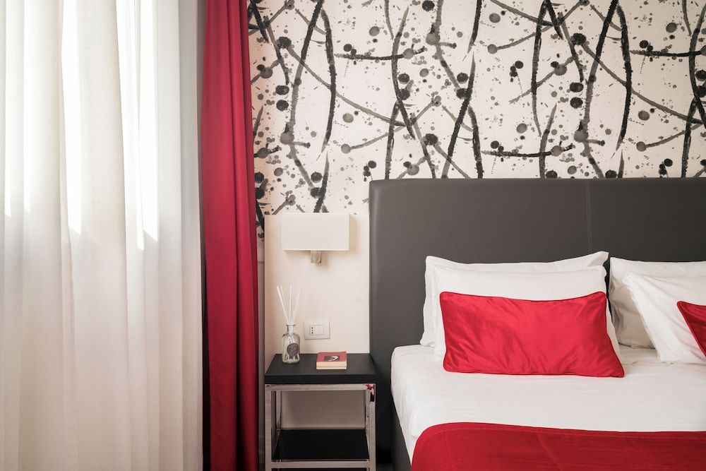 undefined Hotel American Palace Eur 8