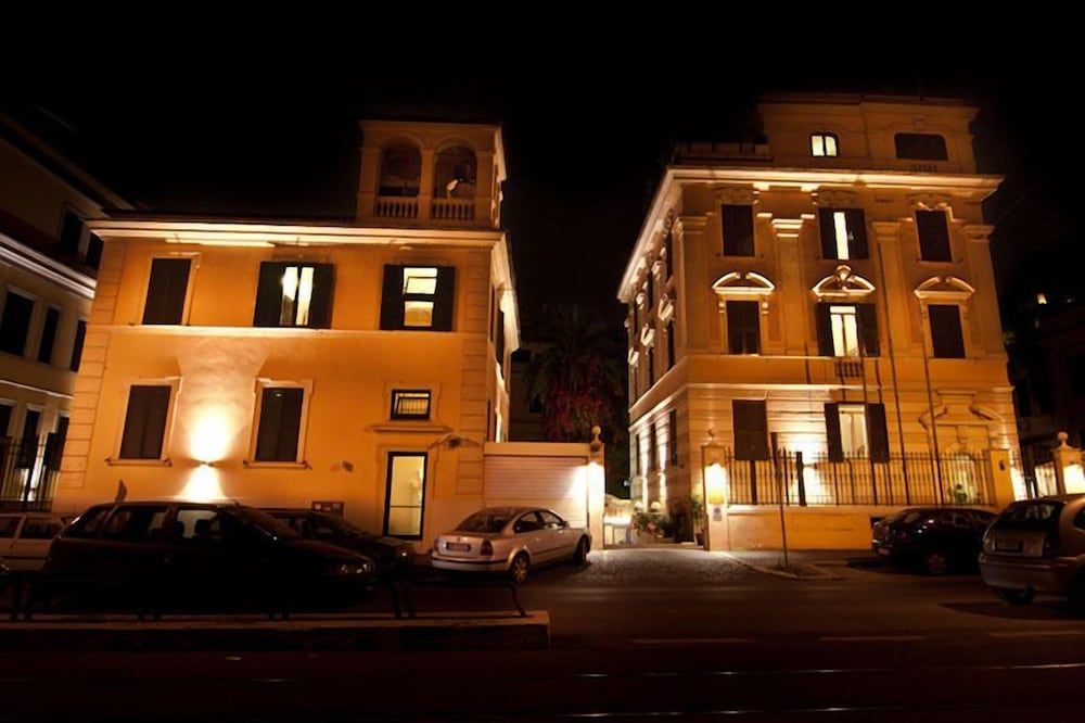 undefined Hotel Center 1 7