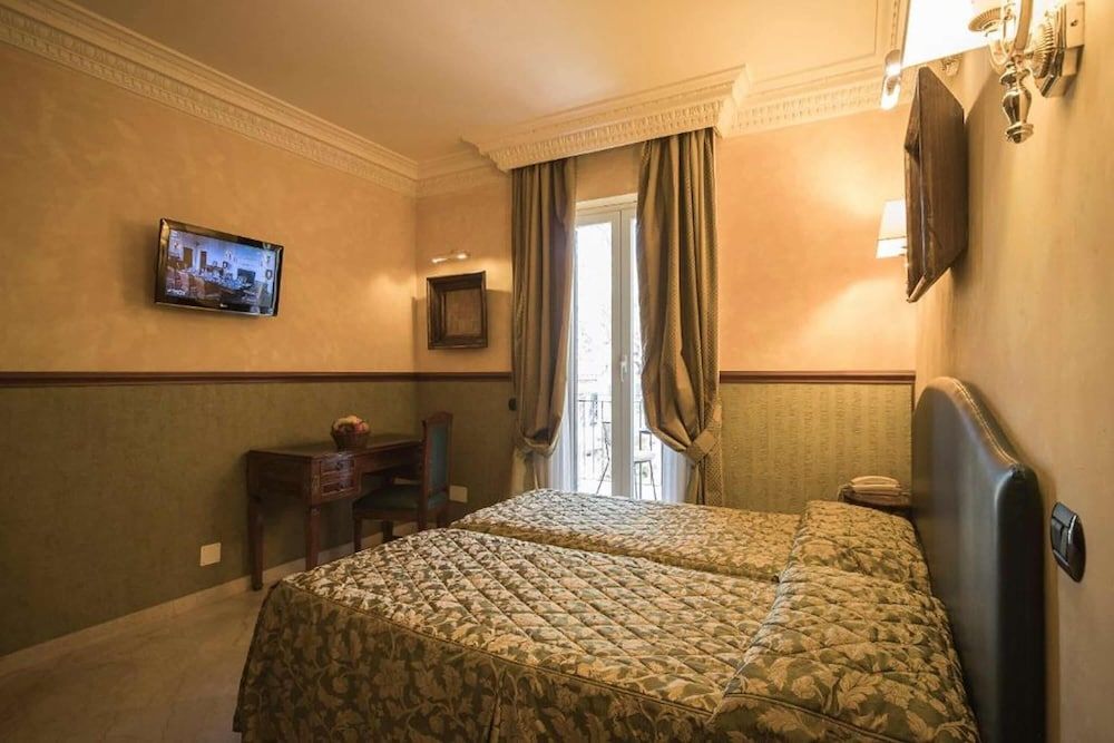 Hotel Donatello Classic Room 6