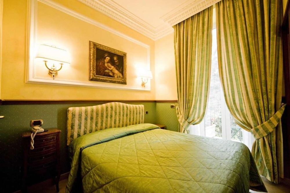 Hotel Donatello Classic Room 2