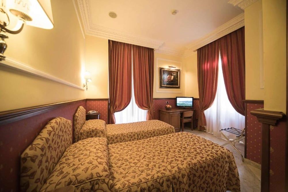 undefined Hotel Donatello 10