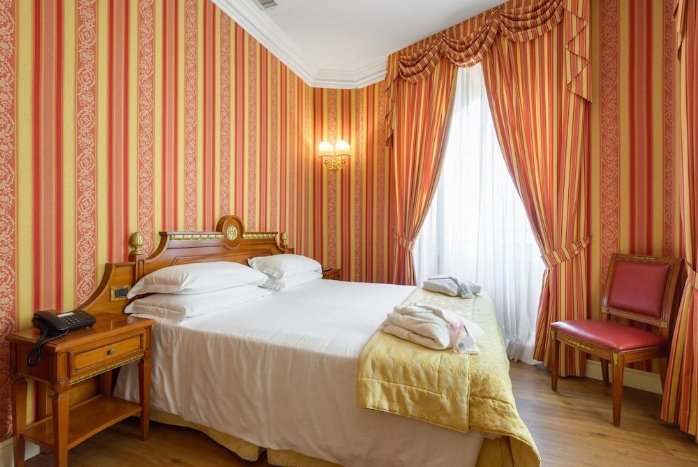 undefined Hotel Gambrinus 7