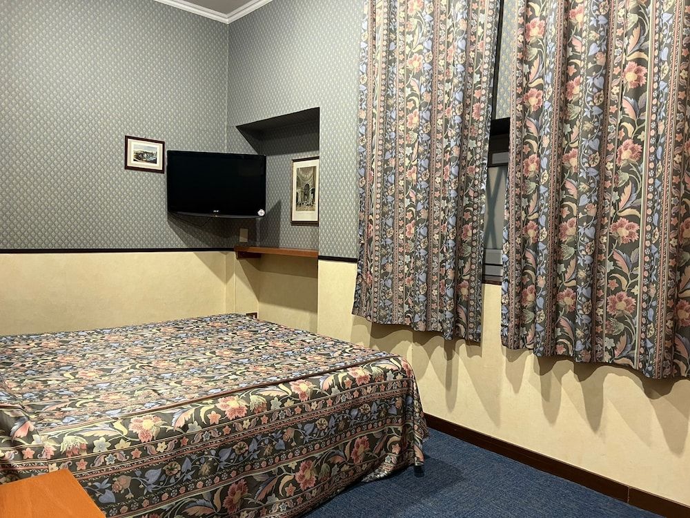 Hotel Garda Economy Double Room 2