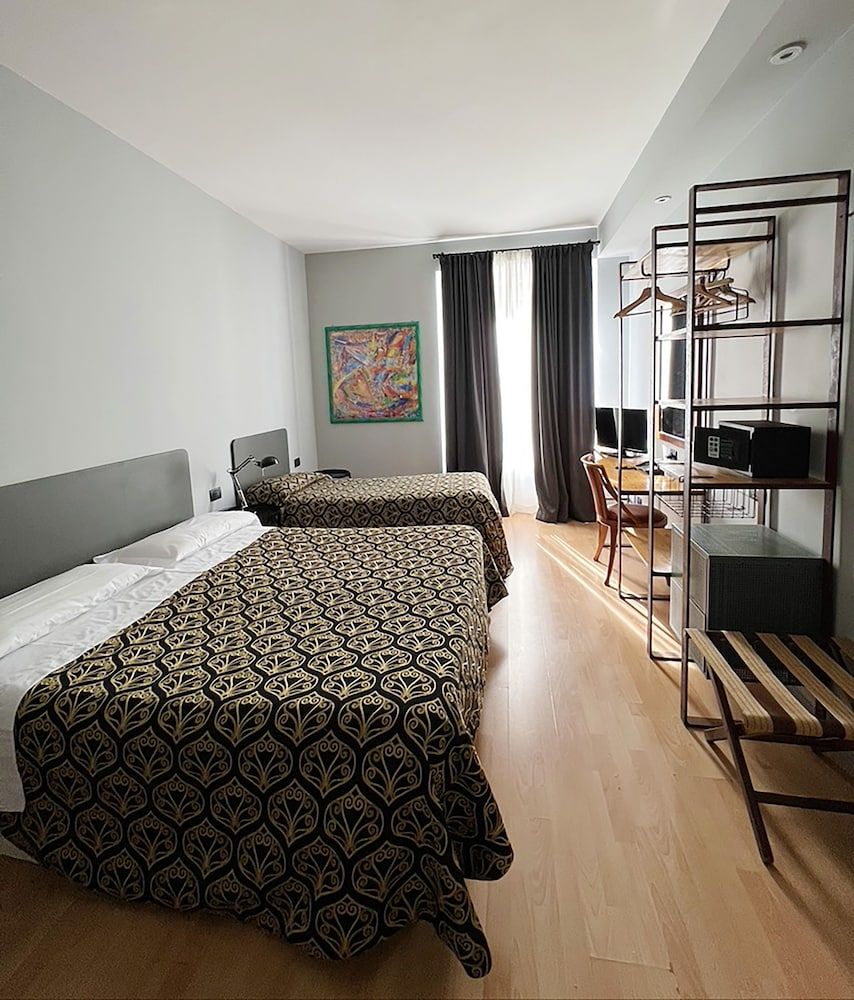 undefined Hotel King 2