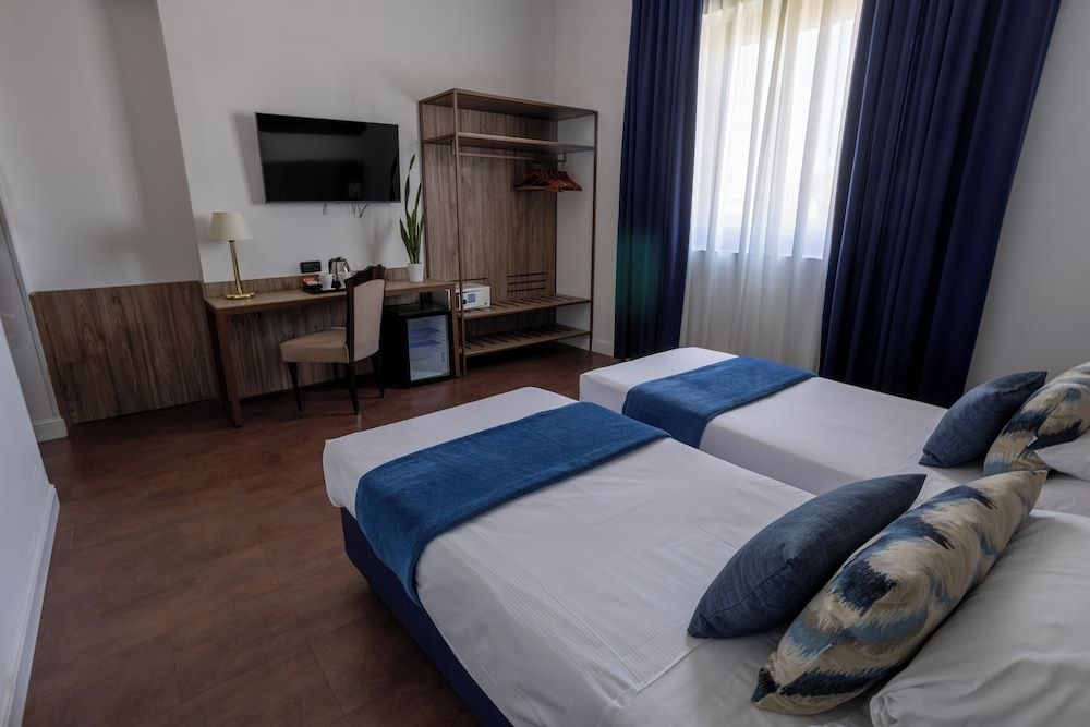 Grand Hotel Tiberio Classic Twin Room 4