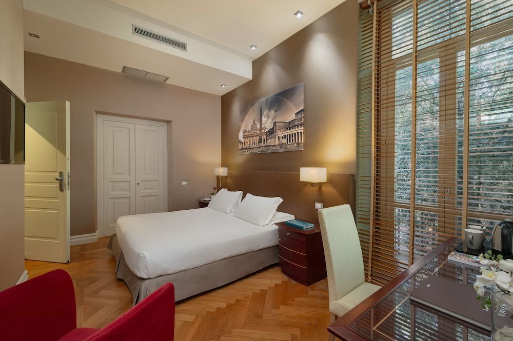 undefined Hotel Principe Torlonia 3