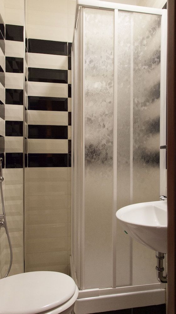 Hotel Pyramid Deluxe Double Room, Balcony 6