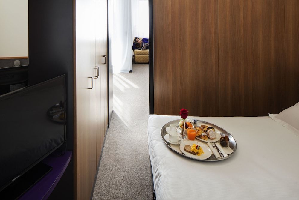 Hotel Ripa Roma Standard Double Room, 1 Double Bed, Balcony