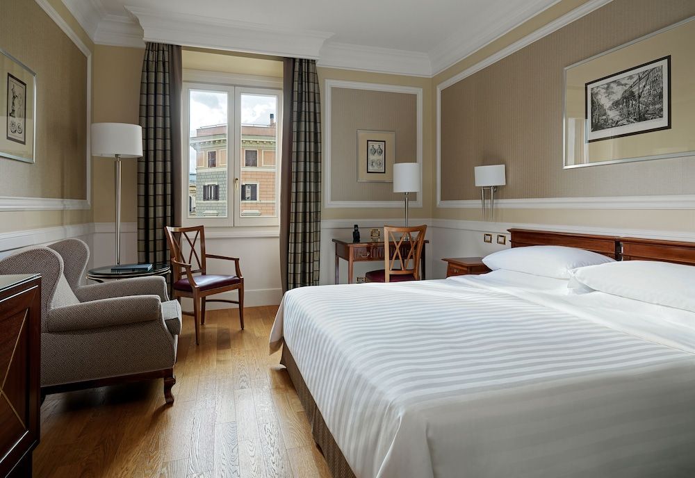Deluxe Room, 1 King Bed (High Floor)
