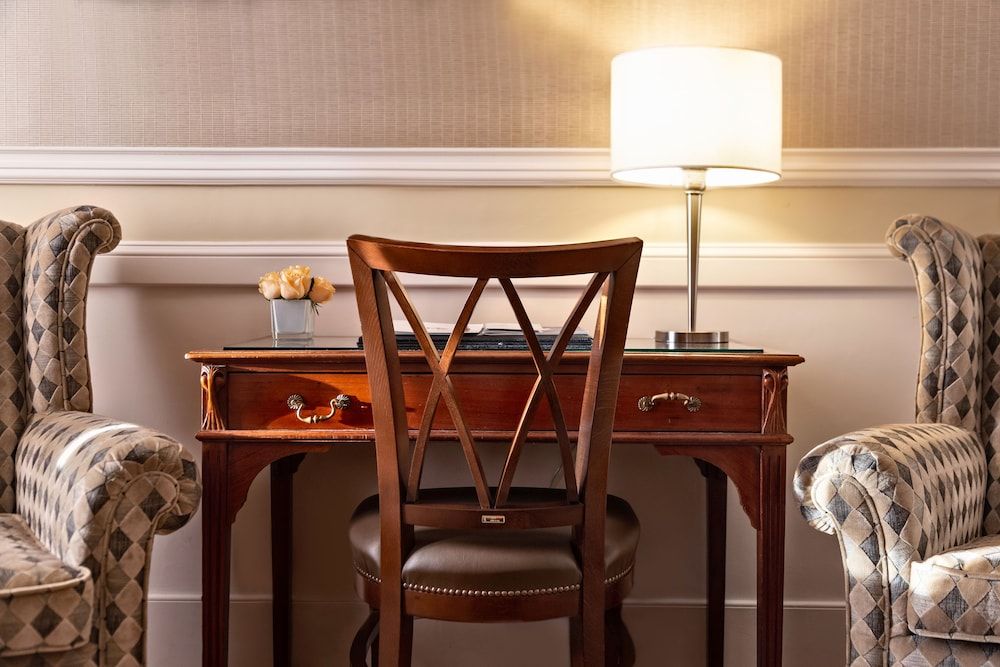 Suite, 1 King Bed with Sofa bed, City View