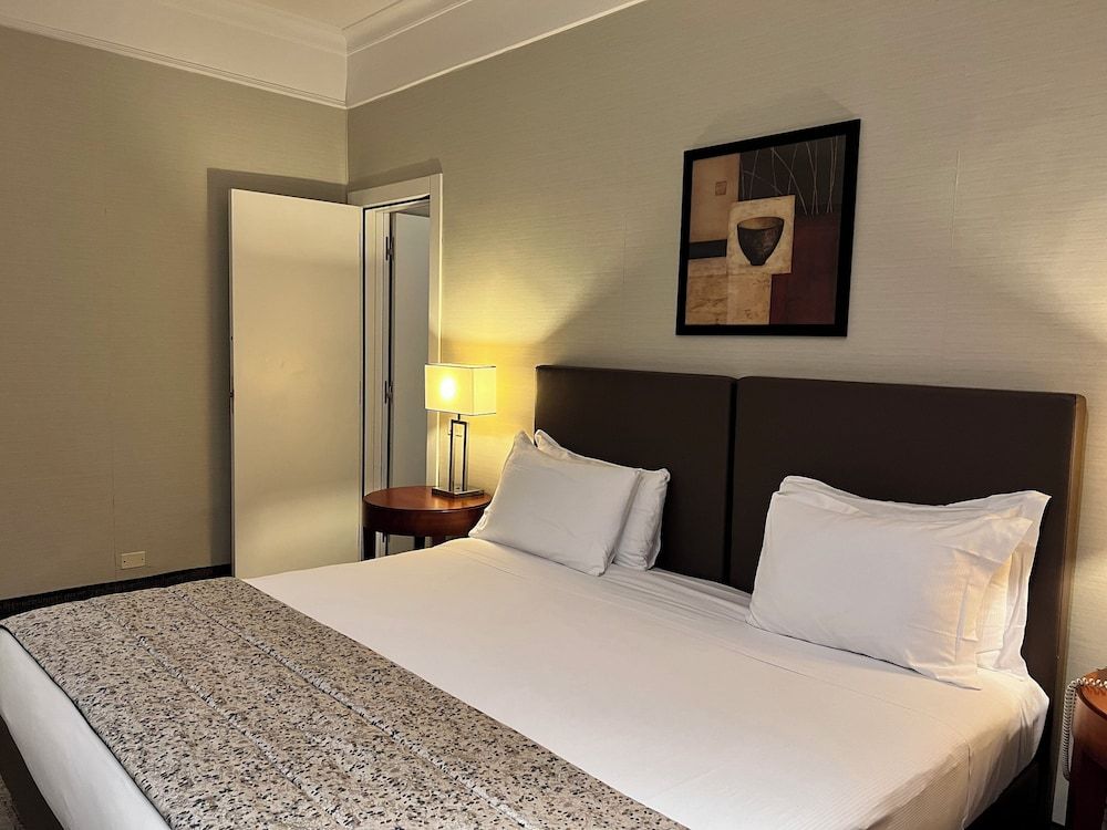 Junior Suite, Multiple Beds