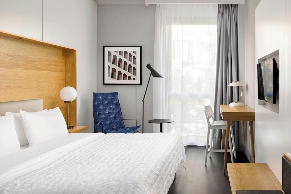 Superior Room, 1 King Bed