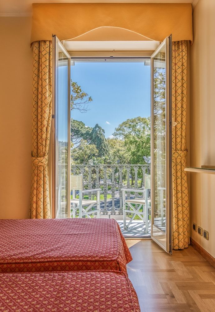 Grande Albergo Sestri Levante Superior Double Room, Garden View 7