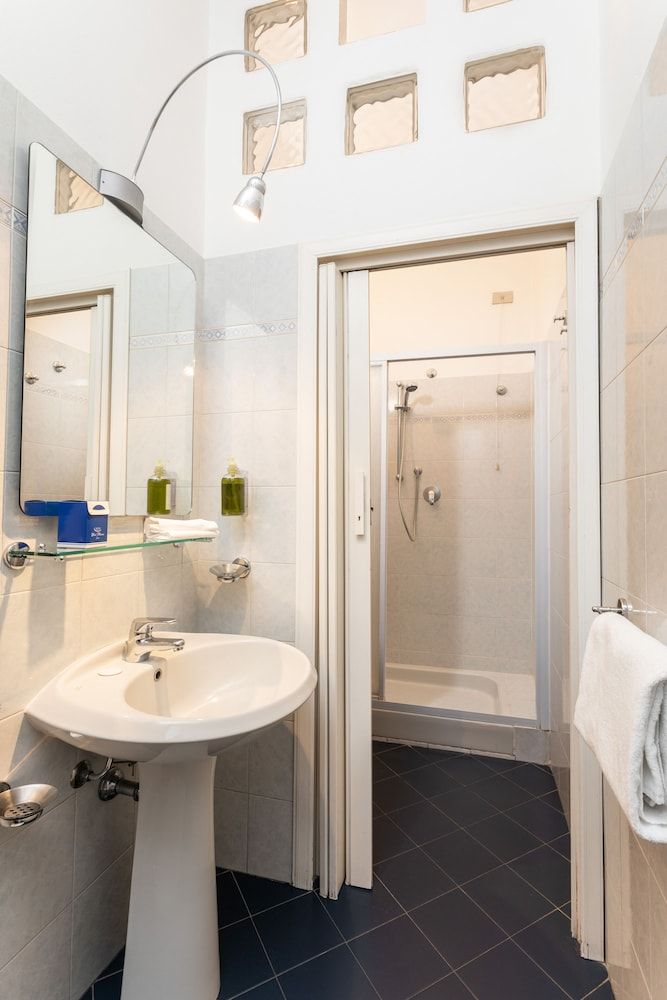 Hotel Minerva Economy Double Room 14