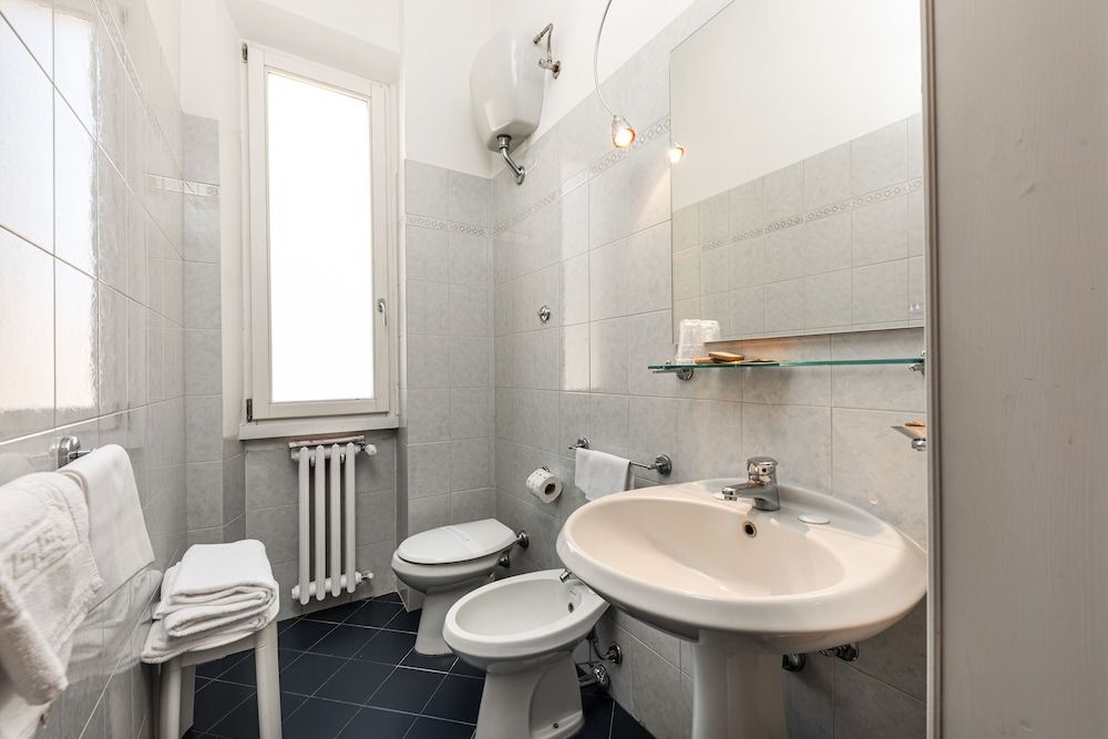 Hotel Minerva Economy Double Room 18