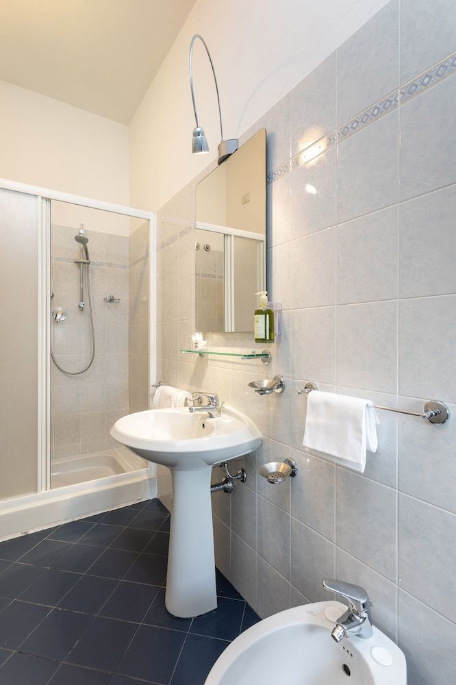 Hotel Minerva Economy Double Room 12