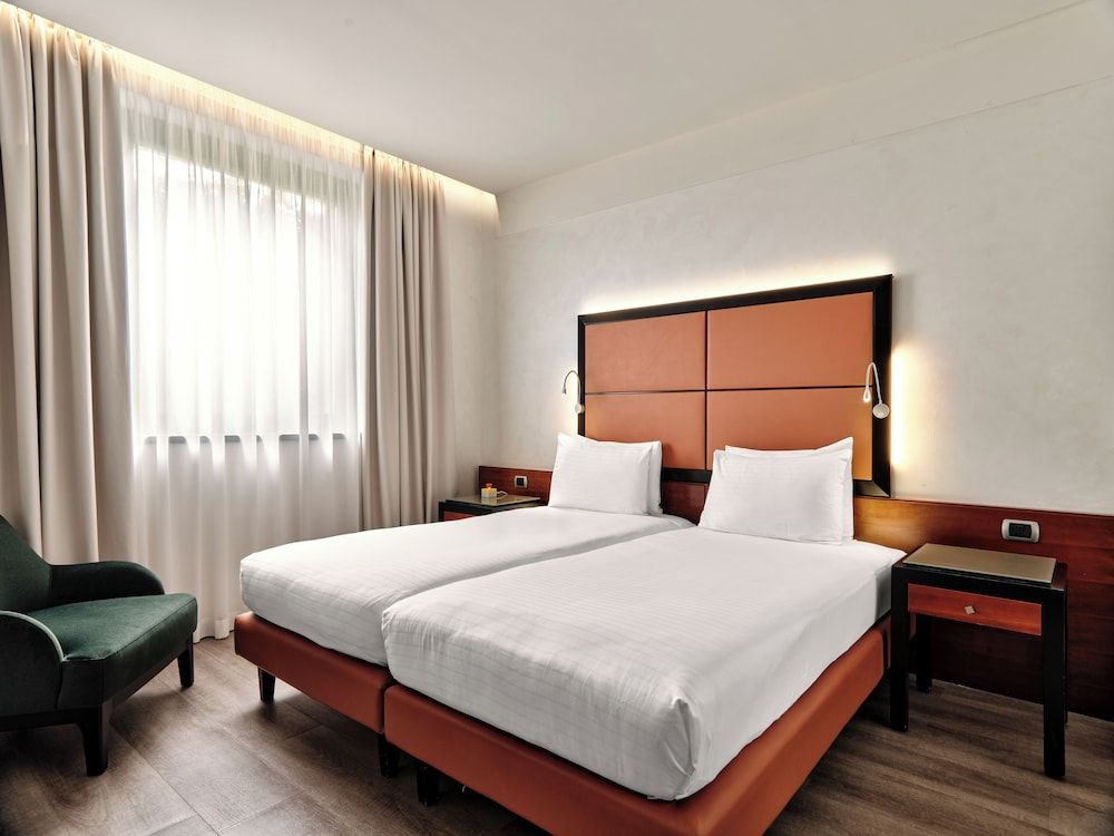 undefined Crowne Plaza Milan - Malpensa Airport by IHG 10