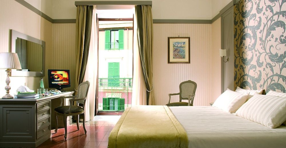 Grand Hotel Europa Palace Standard Double Room, City View 2