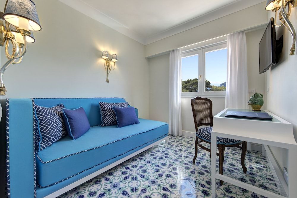 Grand Hotel Ambasciatori Classic Double or Twin Room, Balcony, City View (Plus) 4