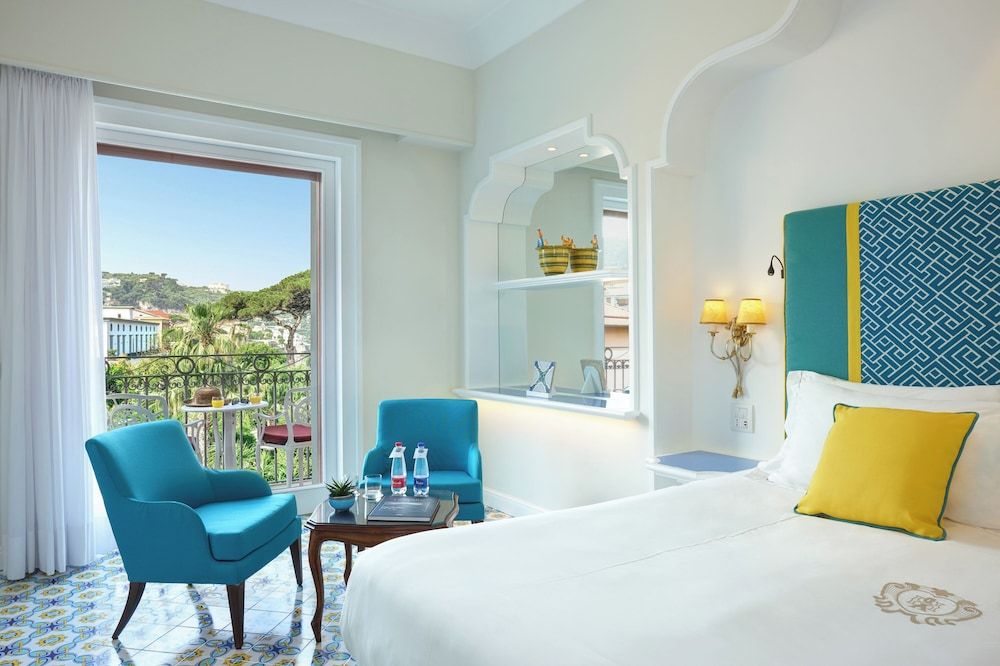 Deluxe Double or Twin Room, Balcony, Partial Sea View
