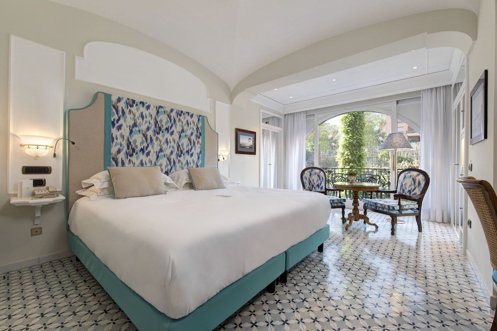 Classic Double or Twin Room, Balcony, City View