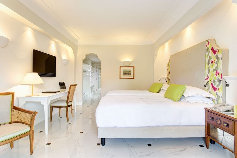 Deluxe Double or Twin Room, Balcony, City View