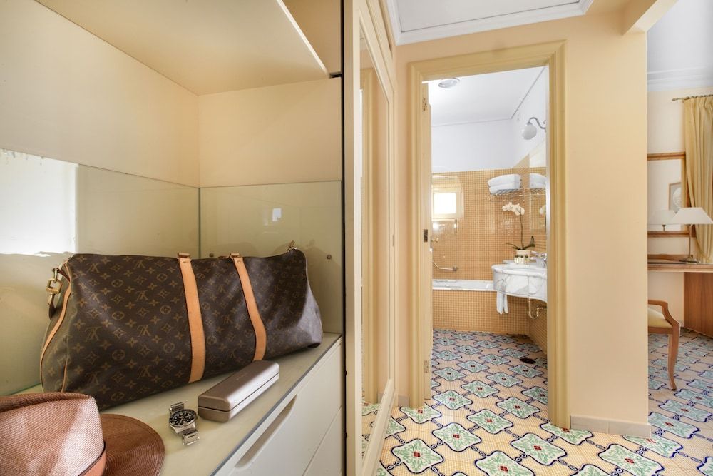 Hotel Antiche Mura Comfort Double or Twin Room, Balcony 5