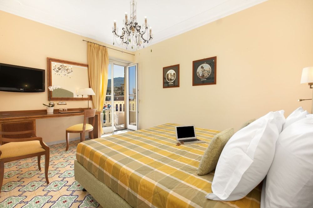 Hotel Antiche Mura Comfort Double or Twin Room, Balcony