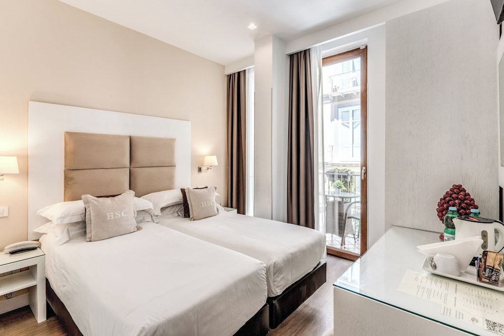 undefined Hotel Sorrento City 3