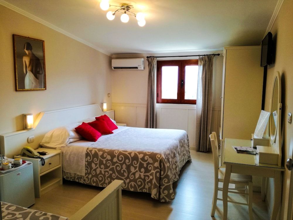 undefined Hotel Villa Fiorita 2