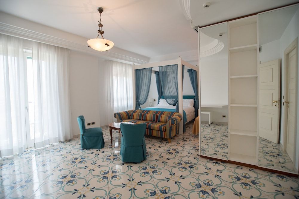 undefined Hotel Villa Maria 7