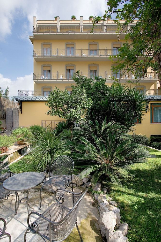 undefined Hotel Zi Teresa 2