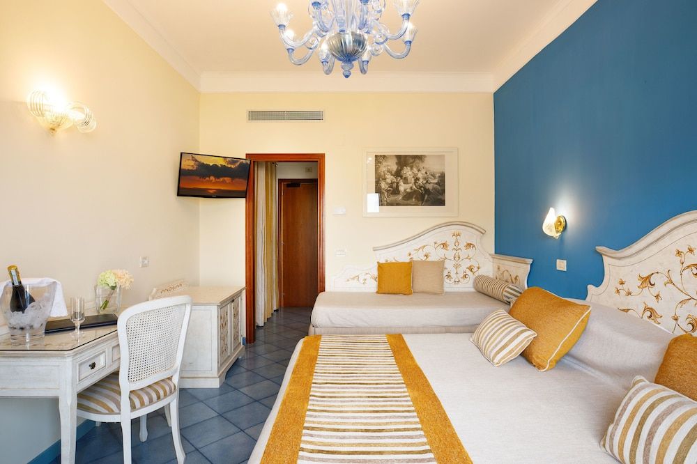 undefined Hotel Zi Teresa 3