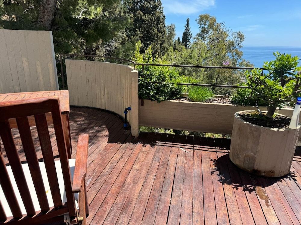 Junior Suite, Balcony, Partial Sea View (Triple)