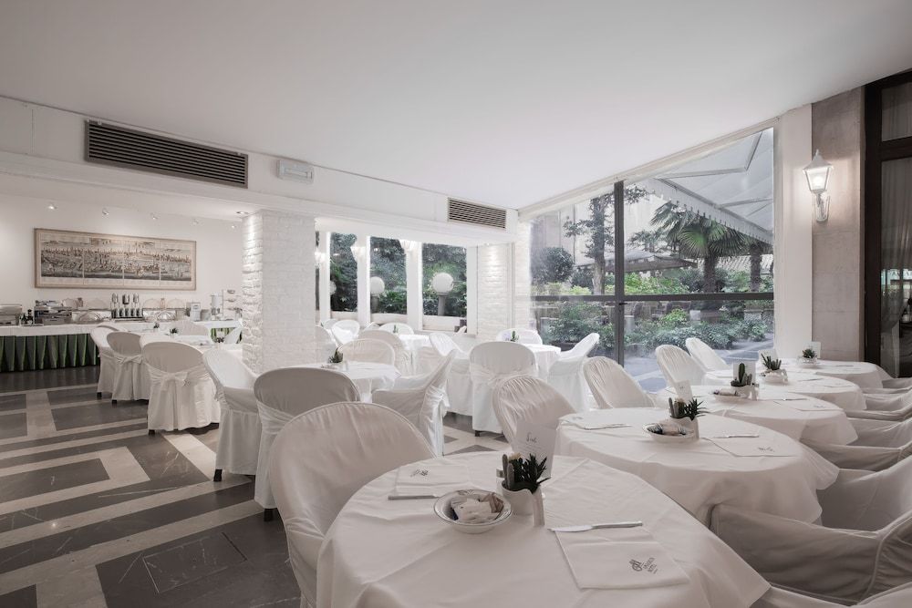 undefined Amadeus Hotel 6