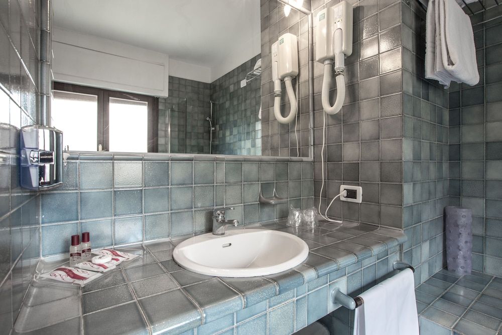 Amadeus Hotel Classic Double or Twin Room 11