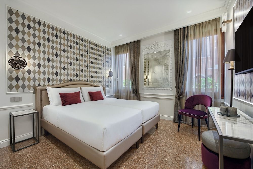 undefined Hotel Arlecchino 9