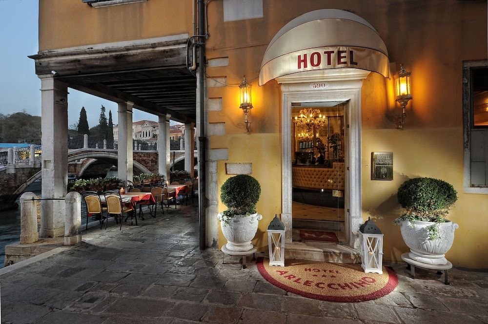 undefined Hotel Arlecchino 4