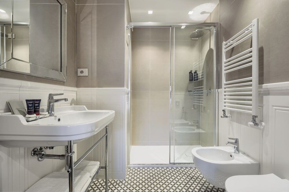 Hotel Arlecchino Camera Matrimoniale Vista Canale 4