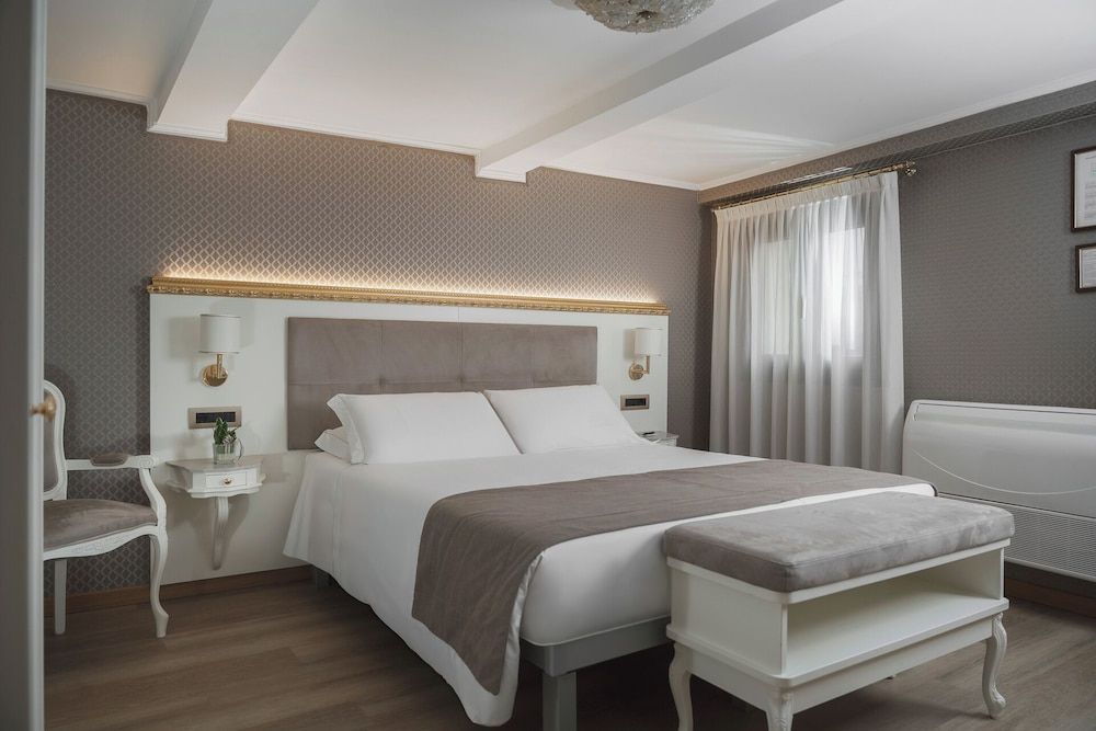 Hotel Montecarlo Classic Double Room 7