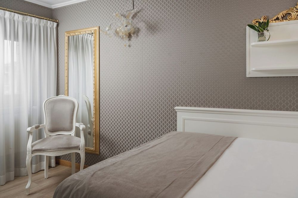 Hotel Montecarlo Classic Double Room 6