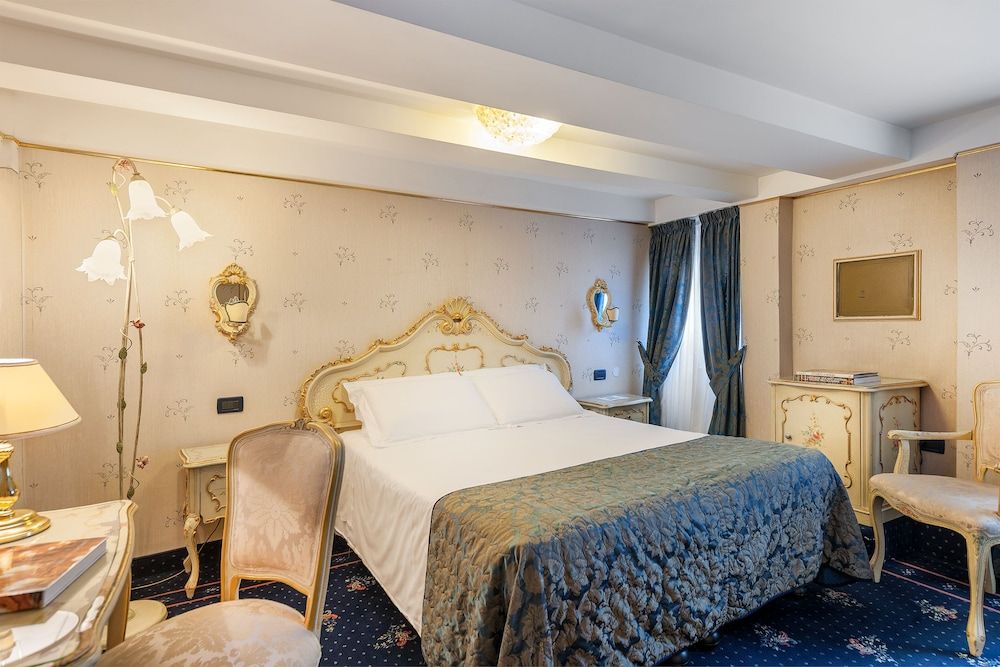 Hotel Montecarlo Classic Double Room