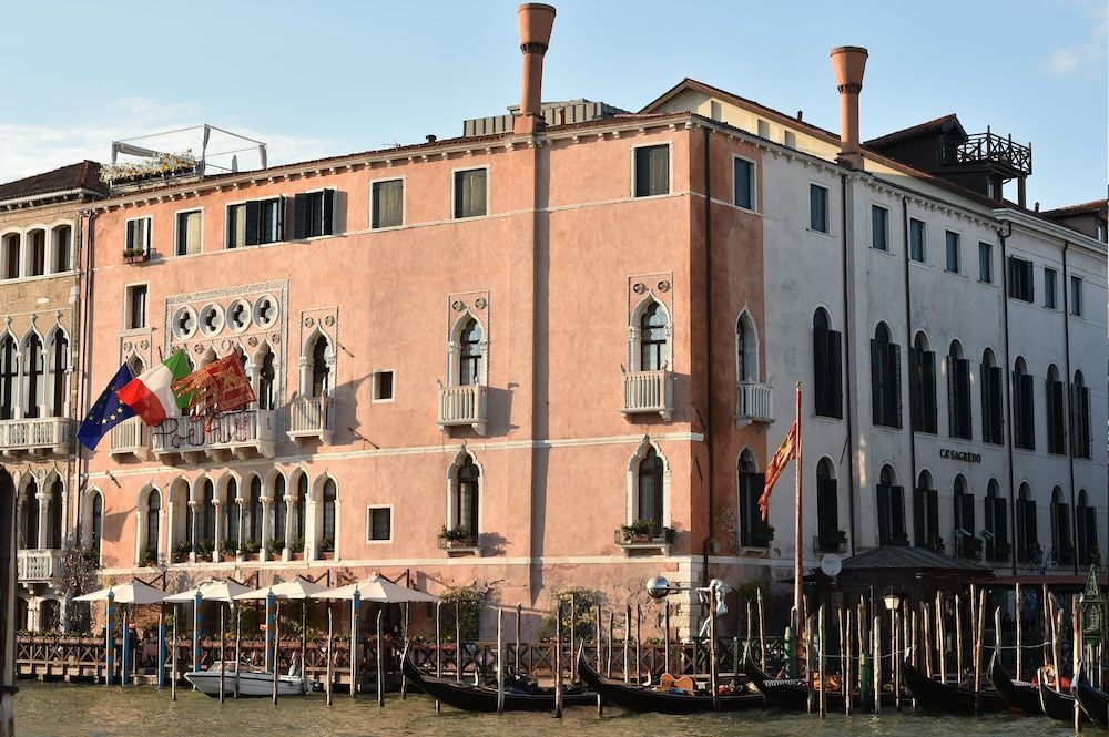 undefined Ca' Sagredo 3