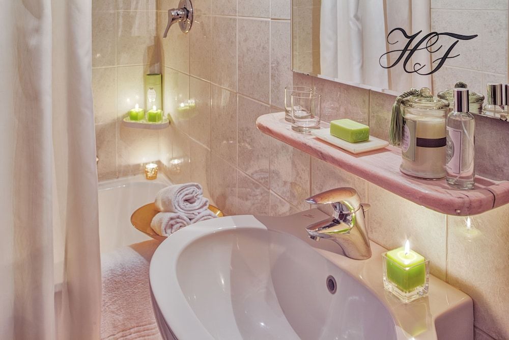 Hotel Firenze Double Room 9