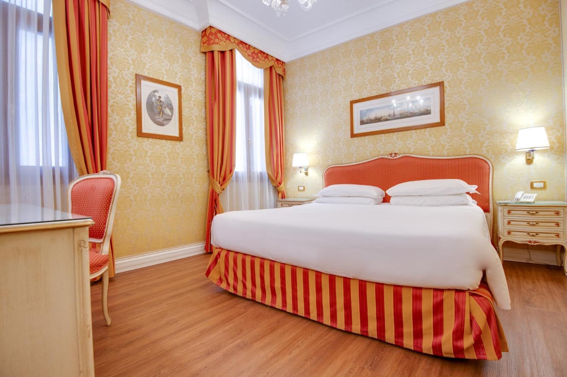 Antiche Figure Hotel Superior Double Room 2